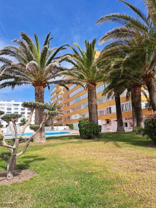 Holiday Center Apartamento Vistas Mar, Acceso Directo Playa Y Piscina روساس المظهر الخارجي الصورة