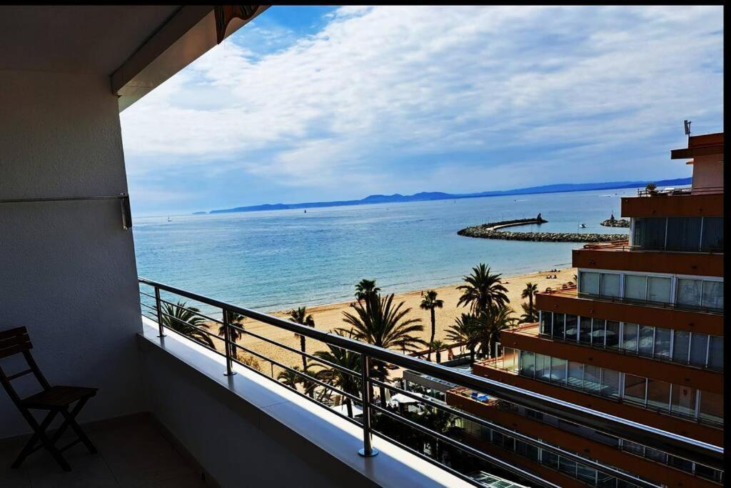Holiday Center Apartamento Vistas Mar, Acceso Directo Playa Y Piscina روساس المظهر الخارجي الصورة